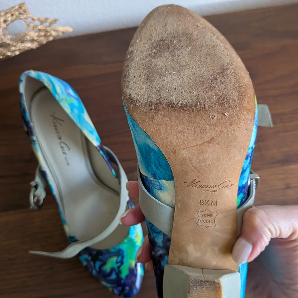 Kenneth Cole New York 100% Leather Hand Painted Heels (Size 8.5) - Picture 5 of 12